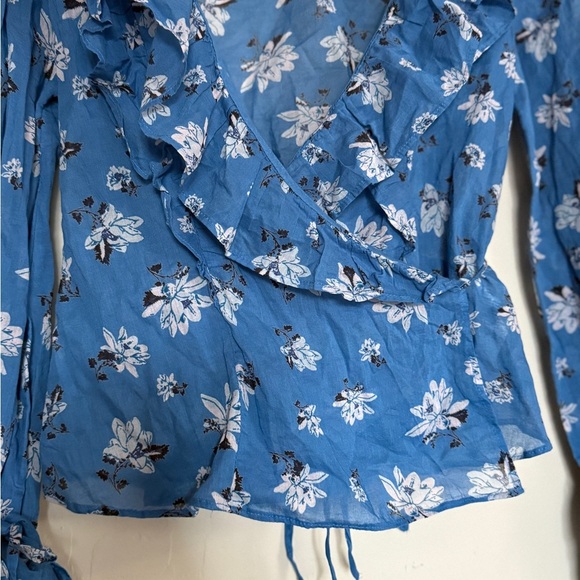Free People Amanda Wrap Top Long Sleeve Ruffle Cottagecore Prairie Bell Sleeve - Picture 6 of 11